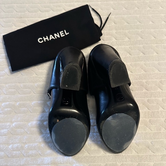 CHANEL heels size 38 - Picture 4 of 9